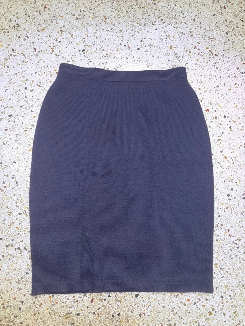St John navy blue knit sweater skirt 8 elastic waist sweater